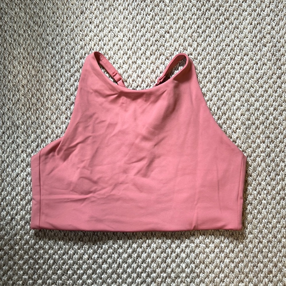 Girlfriend Collective Size Medium Athletic Top